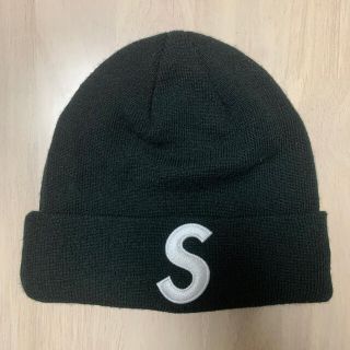 シュプリーム(Supreme)のsupreme ニット帽　Sロゴ(ニット帽/ビーニー)