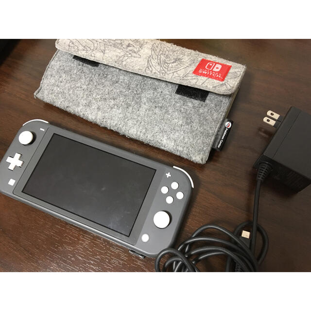 任天堂　Switch Light グレー