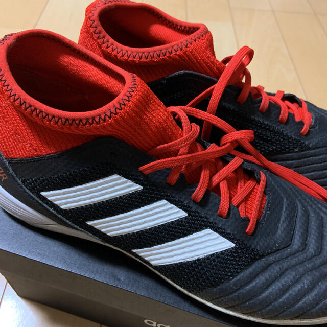 adidas(アディダス)のアディダス　フットサルシューズ(28.5cm) スポーツ/アウトドアのサッカー/フットサル(シューズ)の商品写真