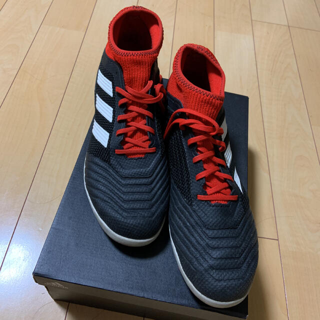 adidas(アディダス)のアディダス　フットサルシューズ(28.5cm) スポーツ/アウトドアのサッカー/フットサル(シューズ)の商品写真