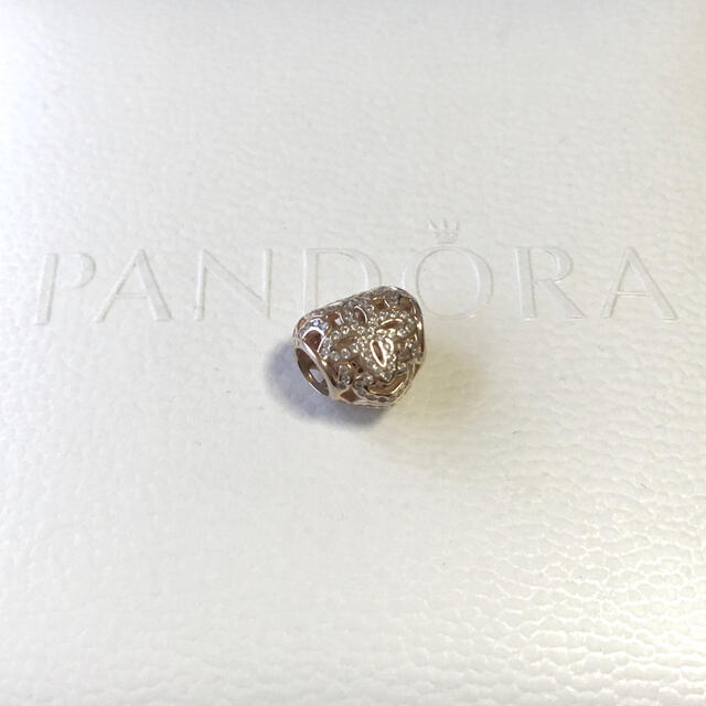 PANDORA パンドラ チャーム Rose ハート レディースのアクセサリー(チャーム)の商品写真