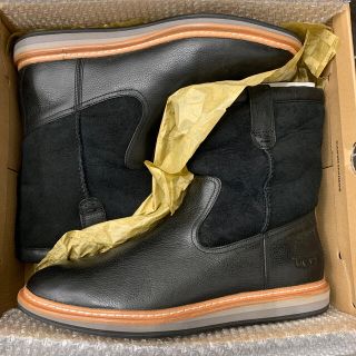 アグ(UGG)の【美品】UGG® メンズ　BURKERT US9(ブーツ)