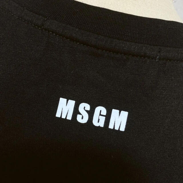 MSGM(エムエスジイエム)のawoi様　専用　ページ レディースのワンピース(ひざ丈ワンピース)の商品写真