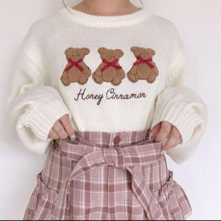 ハニーシナモン(Honey Cinnamon)の【値下げ】ハニーシナモン クマ刺繍ニット(ニット/セーター)