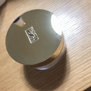Yves Saint Laurent Beaute Ysl イヴ サンローラン ラディアント ユニヴェルセル パウダーの通販 ラクマ Yves Saint Laurent Beaute Ysl イヴ サンローラン ラディアント ユニヴェルセル パウダーの通販 ラクマ