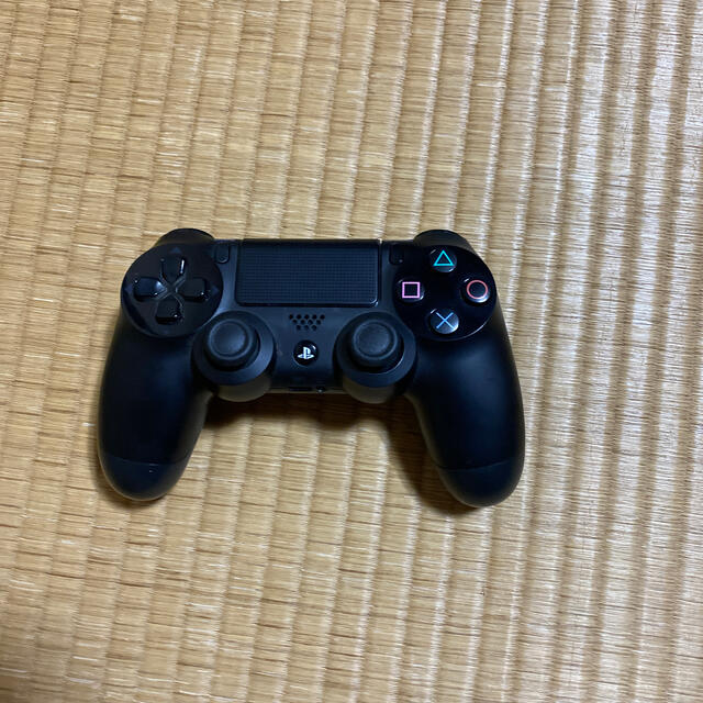 PlayStation4(プレイステーション4)のps4 コントローラー　ジャンク品 エンタメ/ホビーのゲームソフト/ゲーム機本体(その他)の商品写真