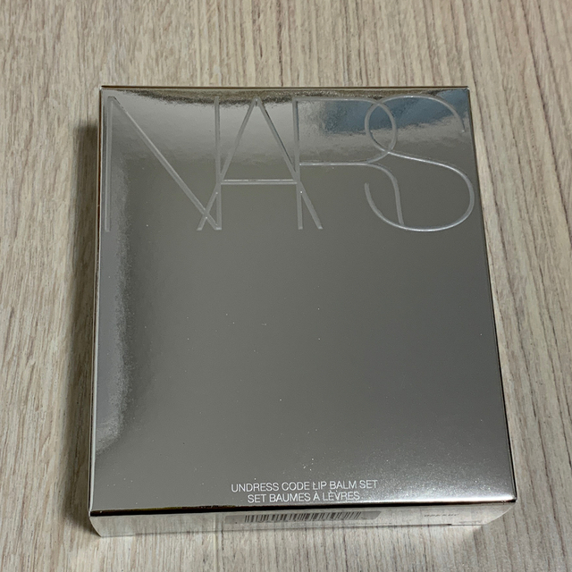 NARS(ナーズ)のナーズ　クリスマスコフレ コスメ/美容のベースメイク/化粧品(口紅)の商品写真