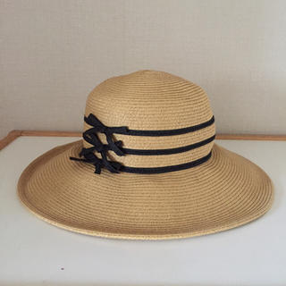 トゥモローランド(TOMORROWLAND)のかわいいリボン 帽子 (麦わら帽子/ストローハット)