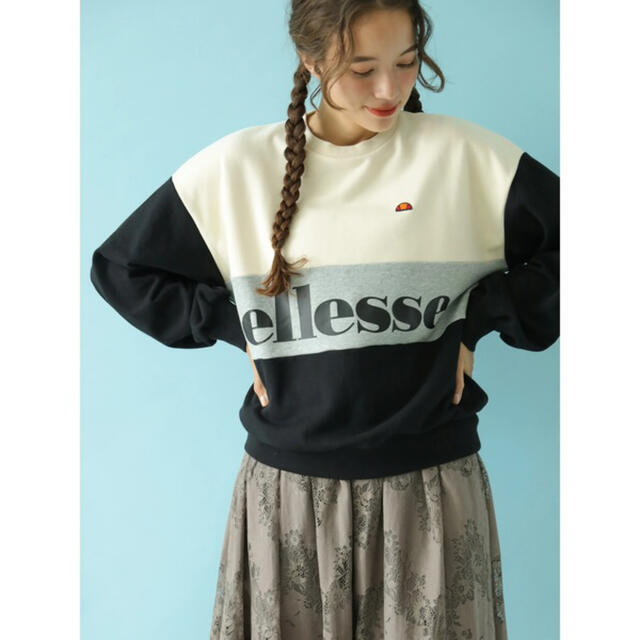 ellesse(エレッセ)の新品タグ付きです。ellesse×earth ブロッキングプルオーバ レディースのトップス(トレーナー/スウェット)の商品写真