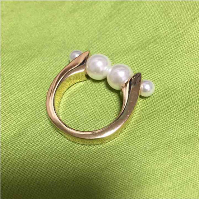 ZARA(ザラ)のZARA パールリング  2個セット レディースのアクセサリー(リング(指輪))の商品写真