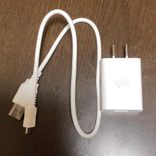 グロー(glo)のglo 充電器(タバコグッズ)