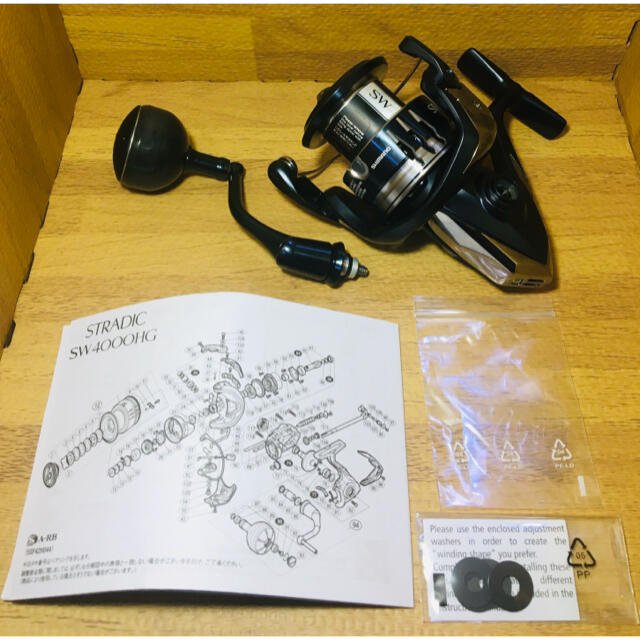 SHIMANO(シマノ)の新品未使用　ストラディックSW 4000HG シマノ純正グリスオイルセット スポーツ/アウトドアのフィッシング(リール)の商品写真