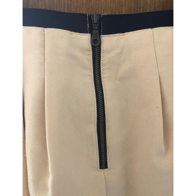 COCO DEAL(ココディール)のCOCODEAL ベージュフレアスカート レディースのスカート(ひざ丈スカート)の商品写真