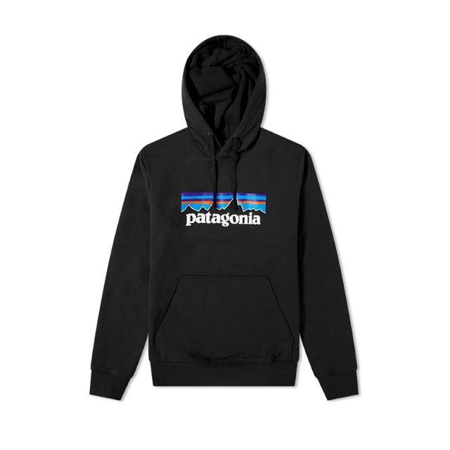 patagonia(パタゴニア)の新品 Patagonia パーカー   Lサイズ 2枚  ブラック+グレー メンズのトップス(パーカー)の商品写真