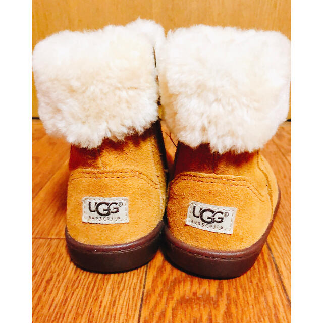 UGG  ベビームートンブーツ  13㎝　14㎝ キッズ/ベビー/マタニティのベビー靴/シューズ(~14cm)(ブーツ)の商品写真