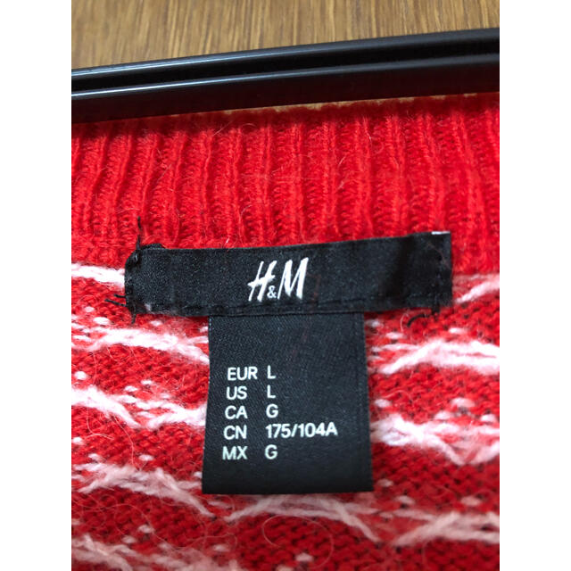 H&M(エイチアンドエム)のニット セーター　エイチアンドエム  赤　H&M レディースのトップス(ニット/セーター)の商品写真