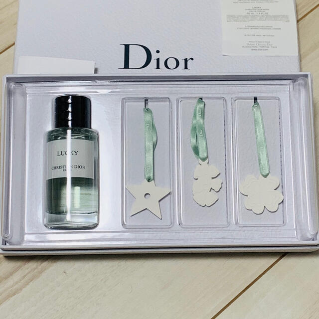 Christian Dior(クリスチャンディオール)の新品　クリスチャンディオール　ダイヤモンド会員限定　ギフトセット　香水　ラッキー コスメ/美容の香水(香水(女性用))の商品写真