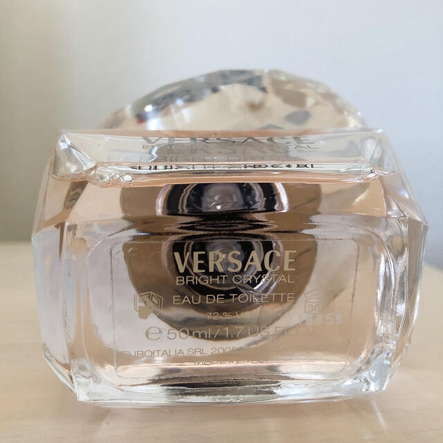 VERSACE(ヴェルサーチ)のヴェルサーチ　香水　50㎖ コスメ/美容の香水(香水(女性用))の商品写真