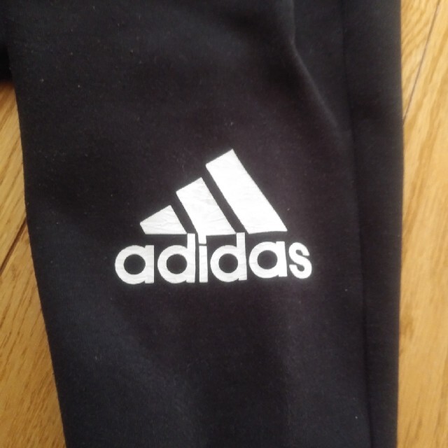 adidas(アディダス)の110cm★アディダススウェットパンツ キッズ/ベビー/マタニティのキッズ服男の子用(90cm~)(パンツ/スパッツ)の商品写真