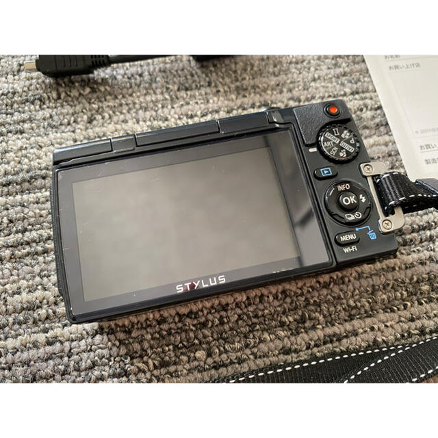 OLYMPUS(オリンパス)のOLYMPUS tg-870 tough スマホ/家電/カメラのカメラ(コンパクトデジタルカメラ)の商品写真