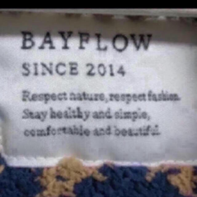 BAYFLOW(ベイフロー)のBAYFLOW モコモコアウター　新品未使用　M 青 レディースのジャケット/アウター(ブルゾン)の商品写真