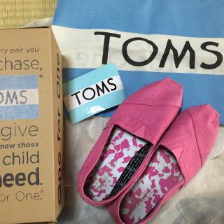 トムズ(TOMS)のTOMS スリッポン ピンク(スリッポン/モカシン)