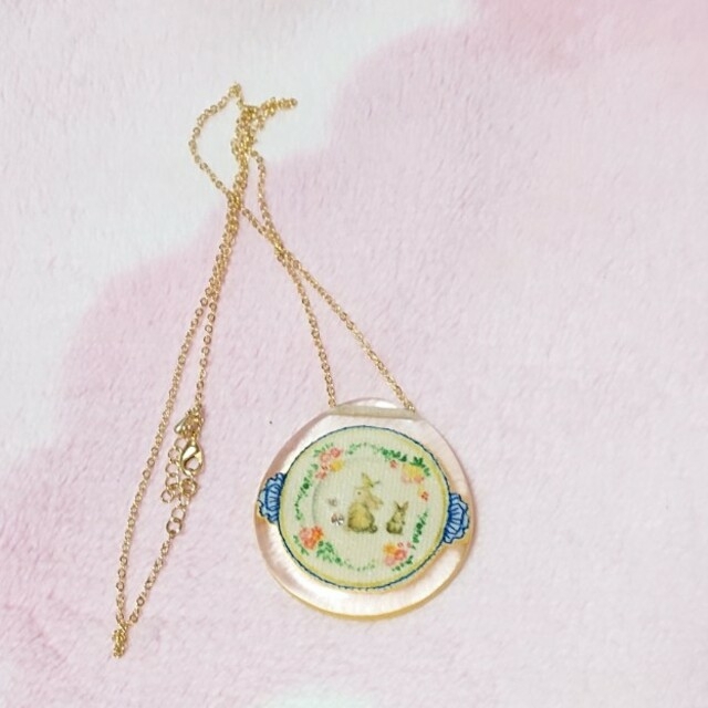 franche lippee(フランシュリッペ)のきんぎょ様 ネックレス レディースのアクセサリー(ネックレス)の商品写真