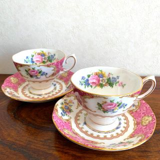 ロイヤルアルバート(ROYAL ALBERT)のロイヤルアルバート　カップ＆ソーサー　(グラス/カップ)