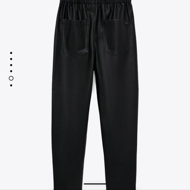 ZARA(ザラ)のZARAᕱ⑅︎ᕱ新品ᕱ⑅︎ᕱレザー風パンツ36 レディースのパンツ(スキニーパンツ)の商品写真