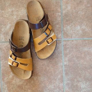 ビルケンシュトック(BIRKENSTOCK)の☆はちみつれもん☆様専用【BIRKENSTOCK】☆Betula 39(サンダル)