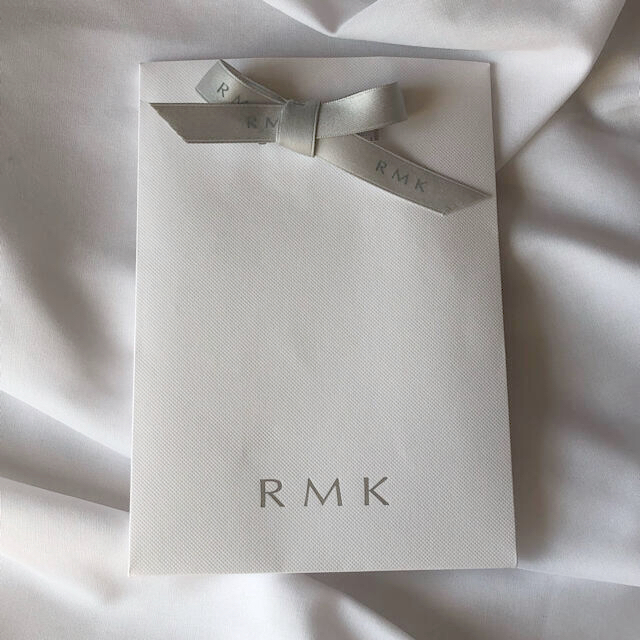 RMK(アールエムケー)の【新品・未使用】RMKリップグロス コスメ/美容のベースメイク/化粧品(リップグロス)の商品写真