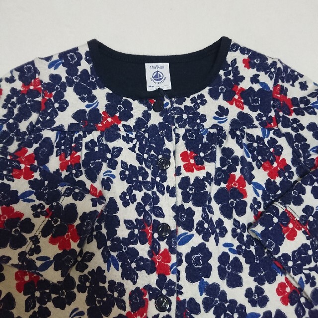 PETIT BATEAU(プチバトー)のプチバトー カーディガン キッズ/ベビー/マタニティのベビー服(~85cm)(カーディガン/ボレロ)の商品写真