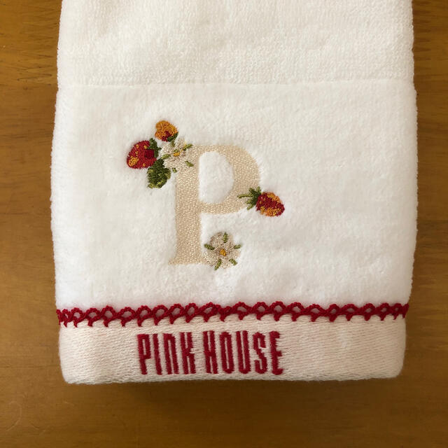PINK HOUSE(ピンクハウス)のピンクハウス　タオルハンカチ インテリア/住まい/日用品の日用品/生活雑貨/旅行(タオル/バス用品)の商品写真