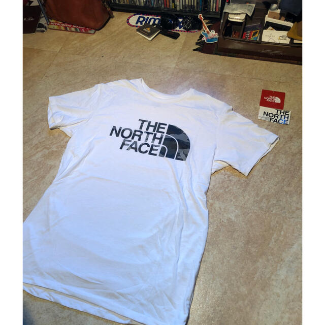 THE NORTH FACE(ザノースフェイス)のTHE NORTH FACE/ノースフェイス ロゴTシャツ メンズXLサイズ メンズのトップス(Tシャツ/カットソー(半袖/袖なし))の商品写真