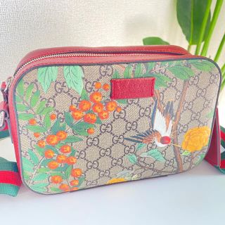 グッチ(Gucci)のチョコパイ様専用　gucci ショルダーバッグ　GGスプリーム　ティアン　鳥柄(ショルダーバッグ)