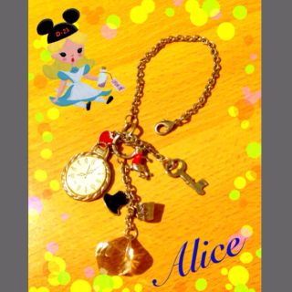 アクシーズファム(axes femme)のアリスのバックチャーム(キーホルダー)
