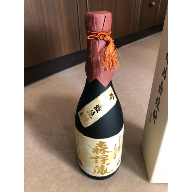 森伊蔵　720ml 芋焼酎 食品/飲料/酒の酒(焼酎)の商品写真