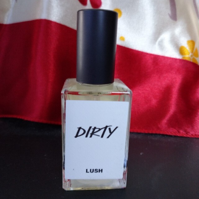 LUSH(ラッシュ)のLUSH ダーティ 15ml 未使用品 コスメ/美容の香水(ユニセックス)の商品写真