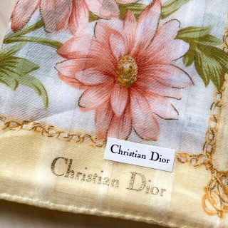 クリスチャンディオール(Christian Dior)のハンカチ【新品】Dior 花柄(ハンカチ)