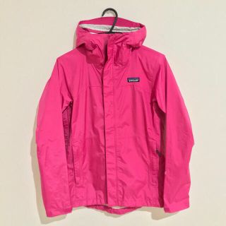 パタゴニア(patagonia)のpatagonia マウンテンパーカー　(ナイロンジャケット)