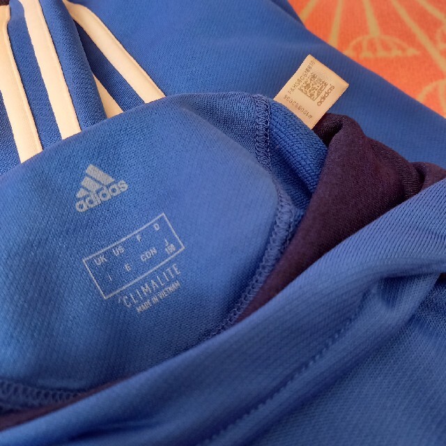 adidas(アディダス)のadidas150cm キッズ/ベビー/マタニティのキッズ服男の子用(90cm~)(Tシャツ/カットソー)の商品写真