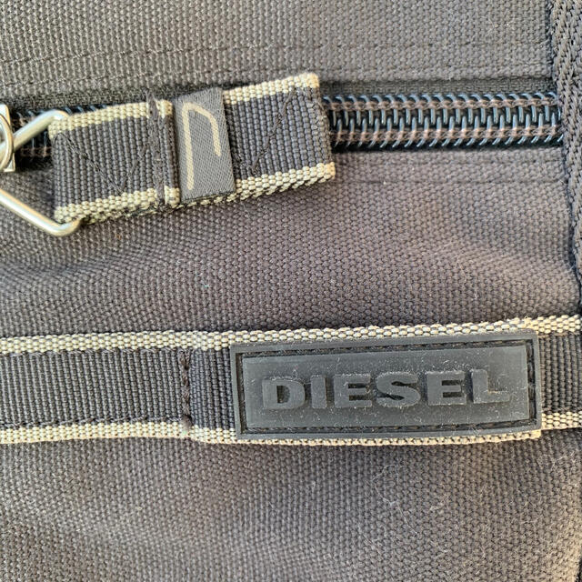 DIESEL(ディーゼル)のdiesel ショルダーバッグ メンズのバッグ(ショルダーバッグ)の商品写真