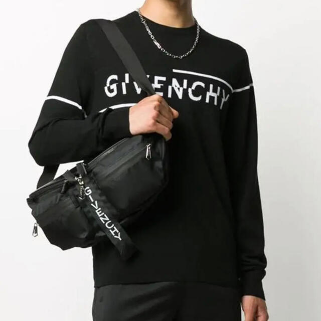 新品未使用！送料込み★GIVENCHY★SPLIT セーター