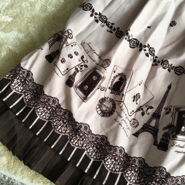 axes femme(アクシーズファム)のアクシーズファム　アリス風トランプ柄スカート レディースのスカート(ひざ丈スカート)の商品写真