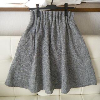 ダブルクローゼット(w closet)のｗ closet　サマーツイードの膝丈フレアスカート　フリーサイズ(ひざ丈スカート)