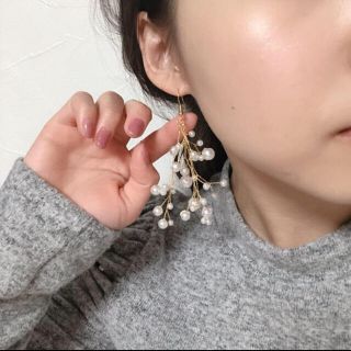 小枝ピアス（GLD）(ピアス)