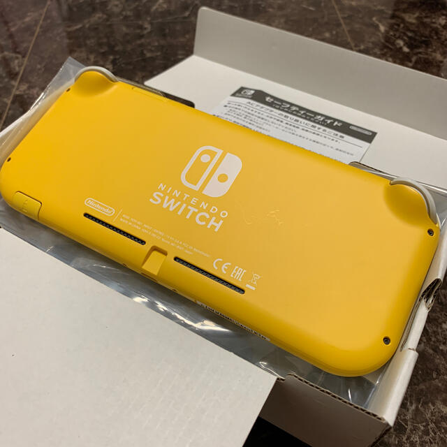 Nintendo Switch Nintendo Switch Lite イエロー 本体 美品 スイッチ