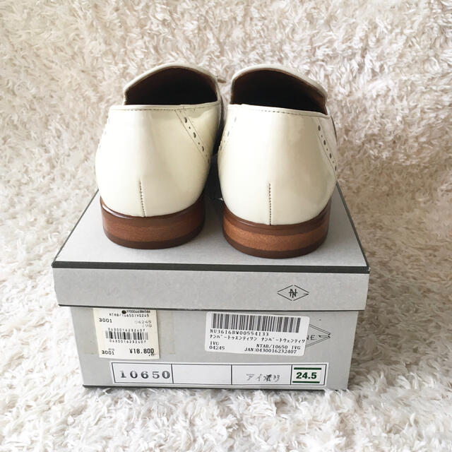 新品●ナンバートゥエンティーワン ローファー 白 レディースの靴/シューズ(ローファー/革靴)の商品写真
