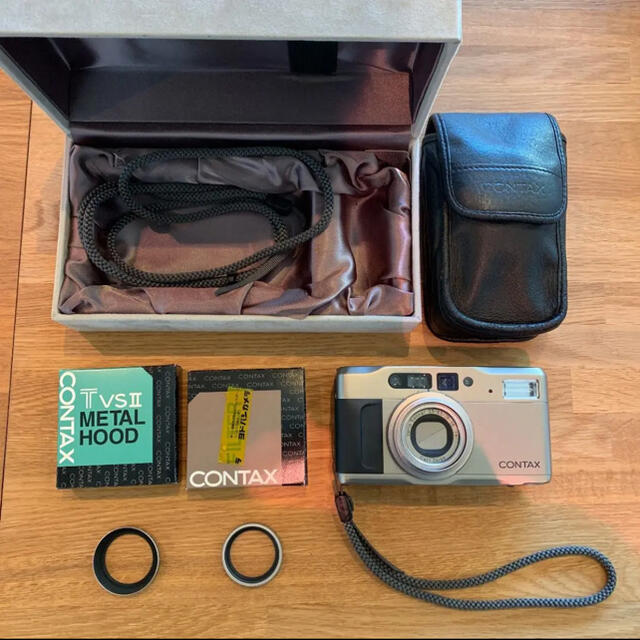 京セラ - 【週末値下げ中‼️】完動品 contax tvs2 作例ありの通販 by