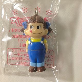 フジヤ(不二家)のマトリョーシカのようなミニペコちゃん  当たりアイテム  パッケージ未開封(キャラクターグッズ)